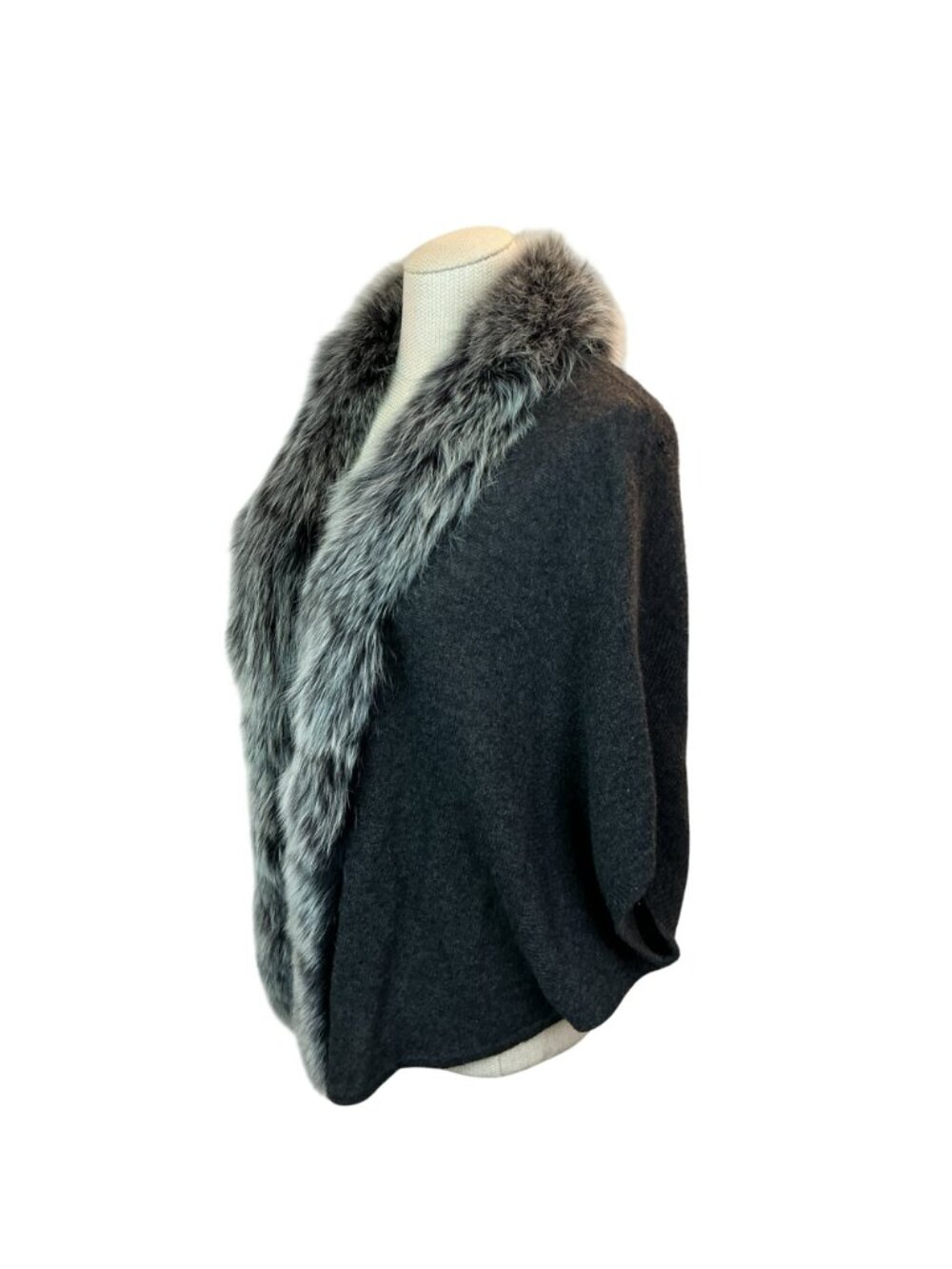 Magaschoni 100% Cashmere Cape With Fox Fur Trim Womens 2 Gray - Picture 6 of 13